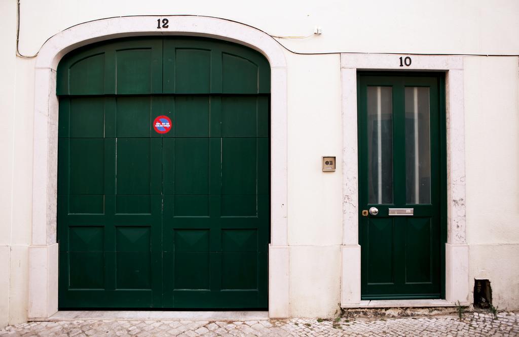 Triplex With Garage - Praca Das Flores Lisboa Habitación foto