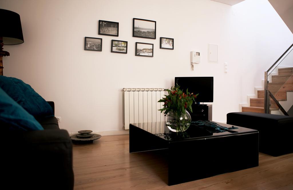 Triplex With Garage - Praca Das Flores Lisboa Habitación foto